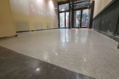 beton-terrazzo-et-dallage-bouche-pore